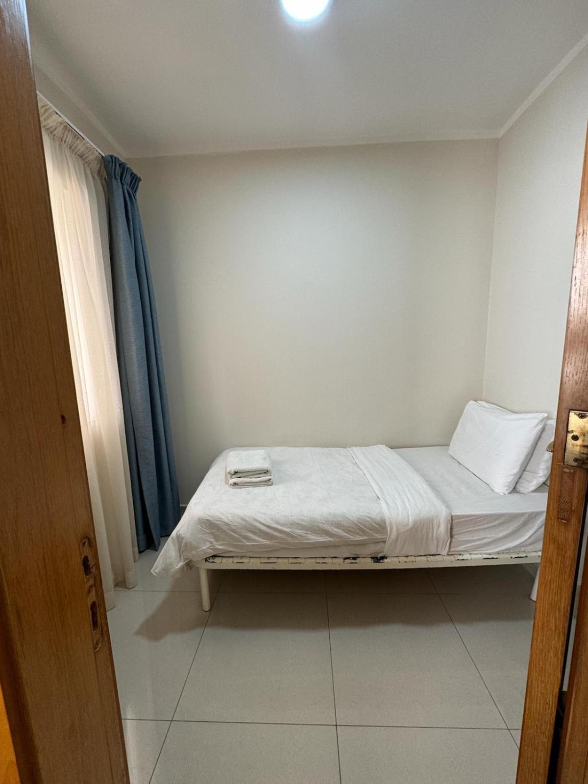 The Triton Aparthotel Σεντ Πόλς Μπέι Εξωτερικό φωτογραφία
