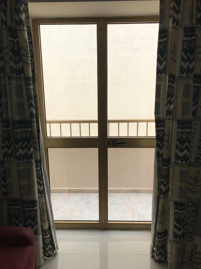 The Triton Aparthotel Σεντ Πόλς Μπέι Εξωτερικό φωτογραφία